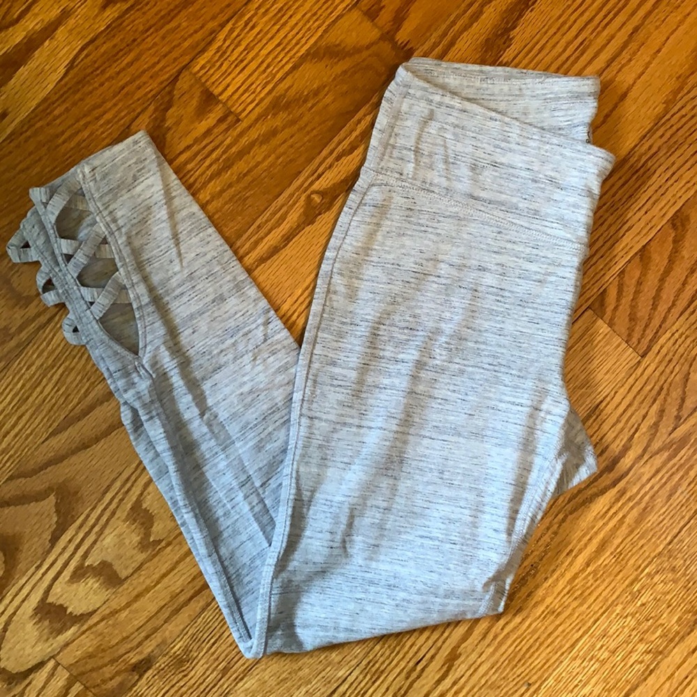 GAP Criss-cross Detail Workout Leggings